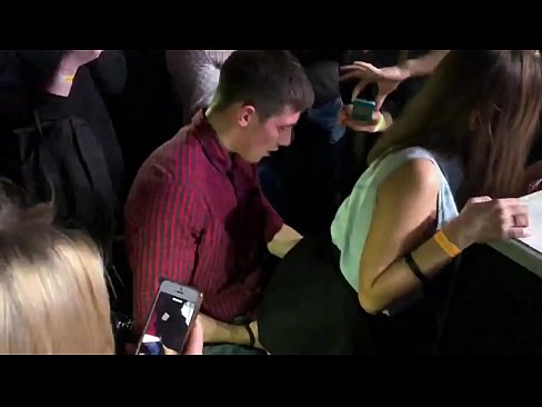 ❤️ Sexe réel dans une boîte de nuit russe. Jeune fille russe de 18 ans baisée dans l'anus et le vagin dans une boîte de nuit. ❤️ Porno vk at porn fr.xxxtophd.ru ﹏